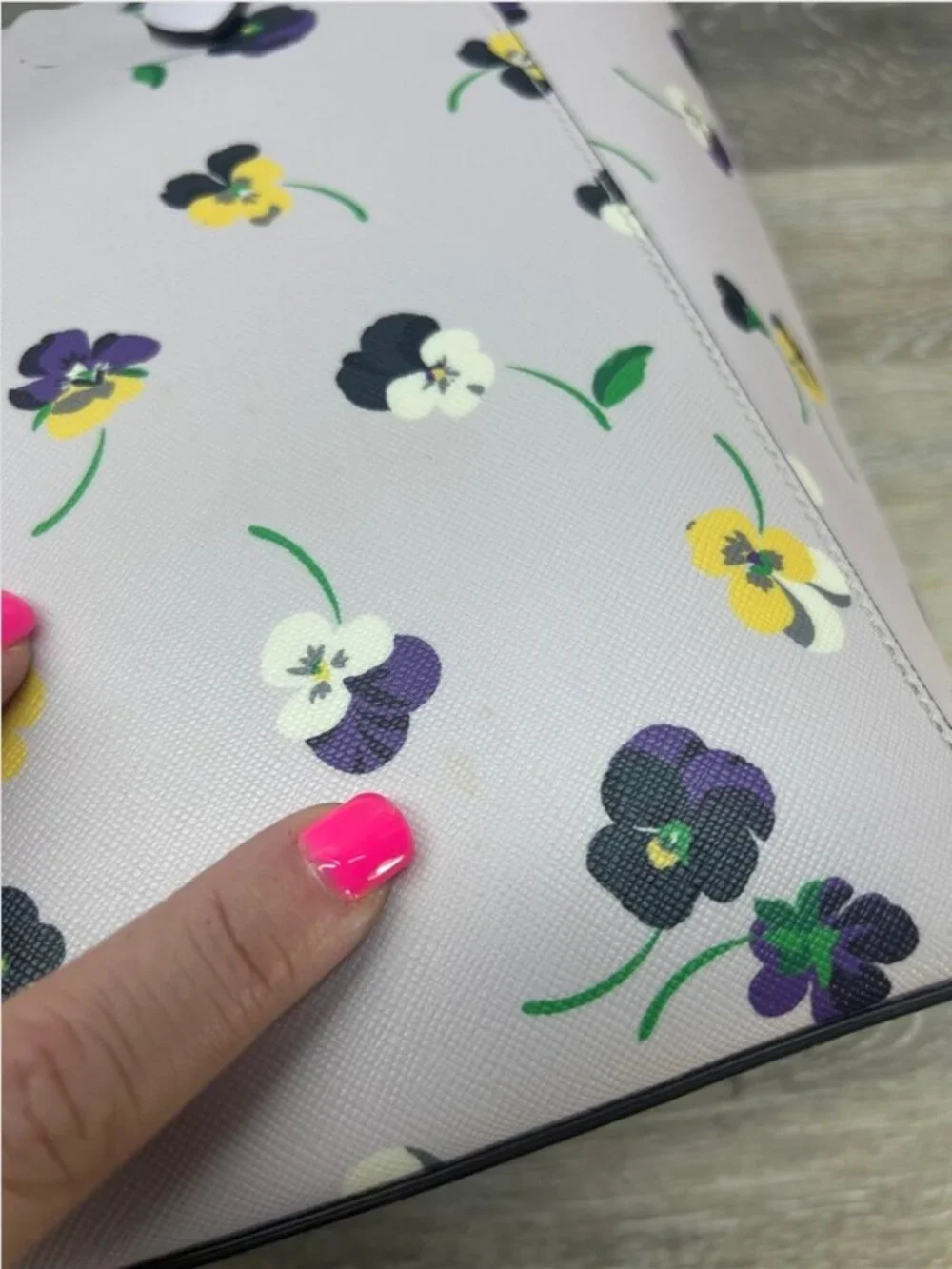 Kate Spade New York Dana Tote in the Pansy Toss Print
